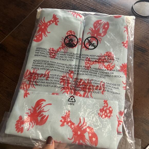 Adore Me Lobster Tote Bag NWT - Picture 3 of 4